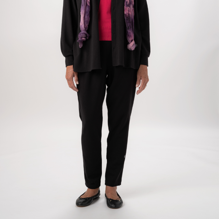 A Must Have Pleated Pant – Inner Joy Activewear